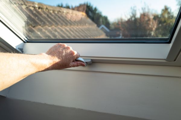 Cost of Pivot Window Repair in Kansas City
