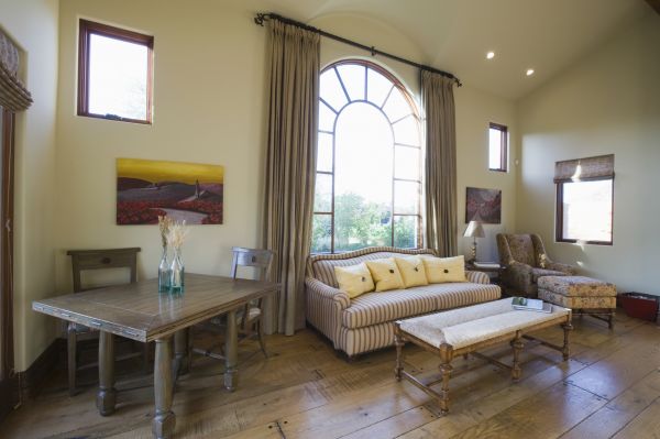 Cost of Arched Window Repair in Kansas City